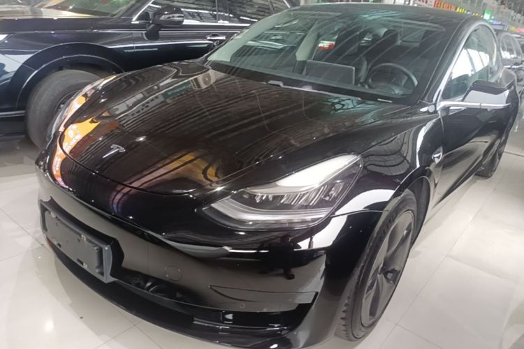 Tesla Model 3 2020 car image #2