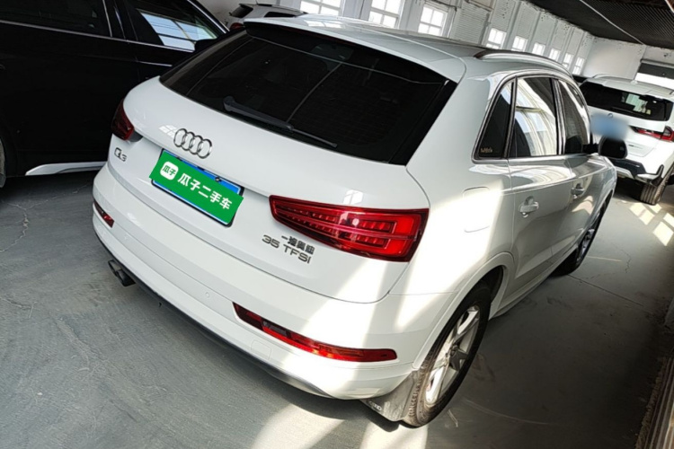 Audi Q3 2018 #7 Audi Q3 2018 car image #7