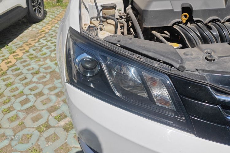 GEELY Emgrand 2015 #8 GEELY Emgrand 2015 car image #8