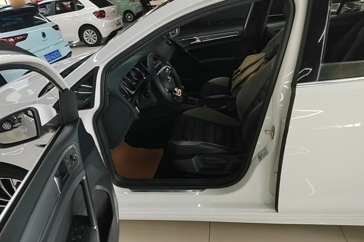 Volkswagen Golf 2017 #19 Volkswagen Golf 2017 car image #19