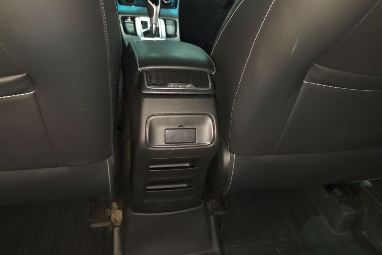 GEELY Emgrand GL 2018 car image #11
