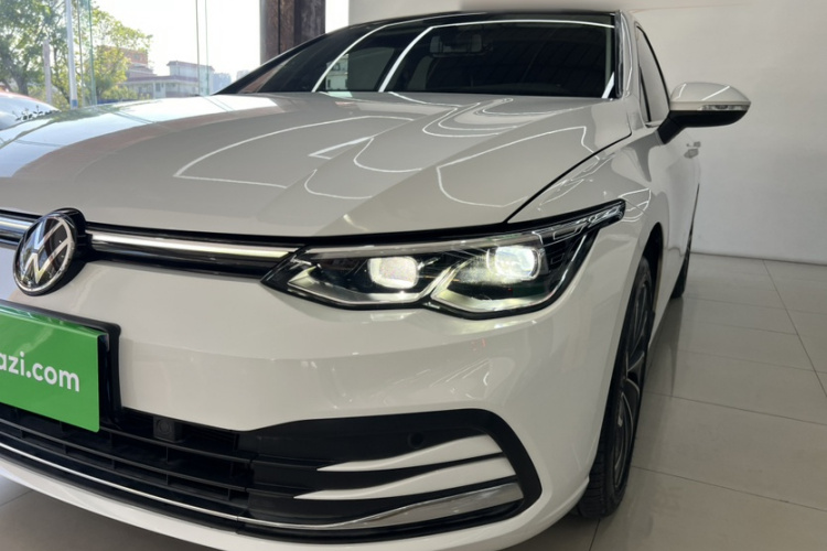 Volkswagen Golf 2021 immagine di auto #24