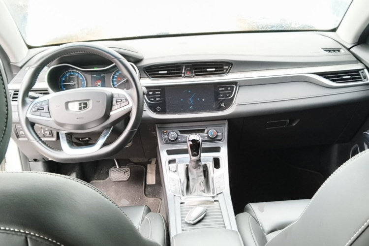 GEELY Emgrand 2019 immagine di auto #11