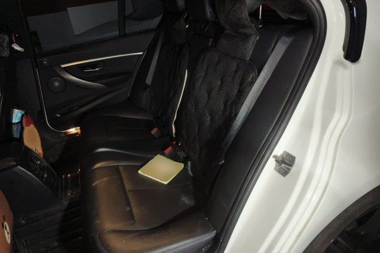 BMW 3 Series 2018 #10 BMW 3 Series 2018 car image #10