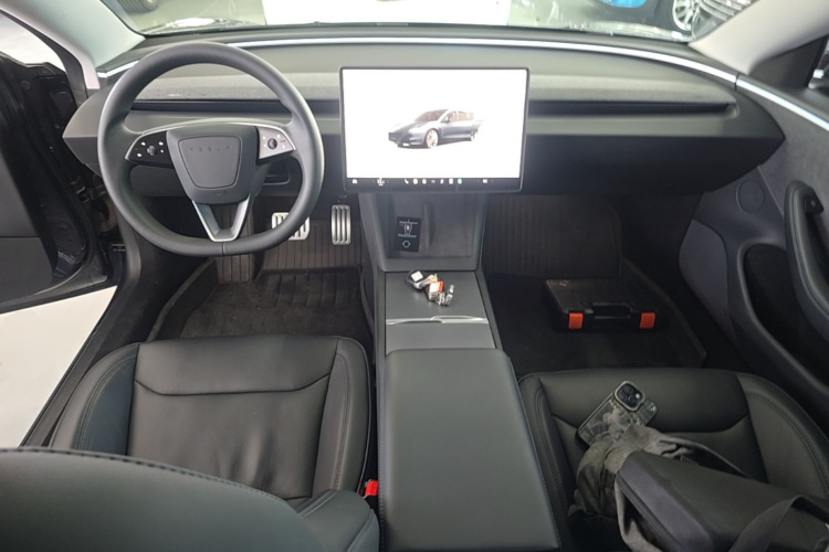 Tesla Model 3 2024 #11 Tesla Model 3 2024 car image #11