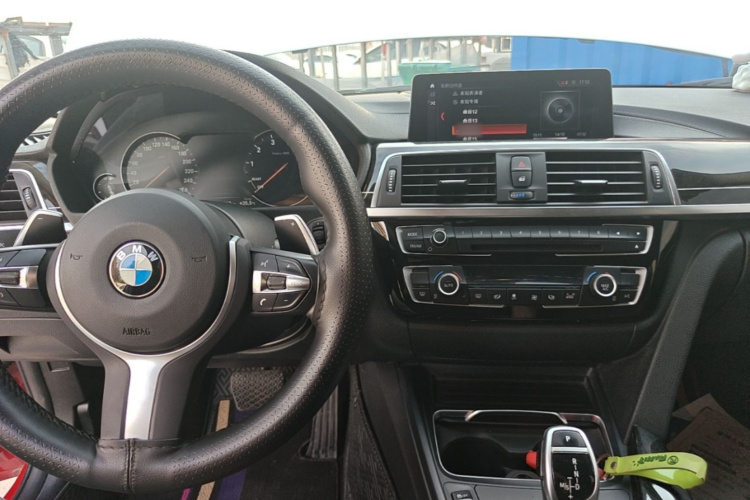 BMW 3 Series 2019 #11 BMW 3 Series 2019 car image #11