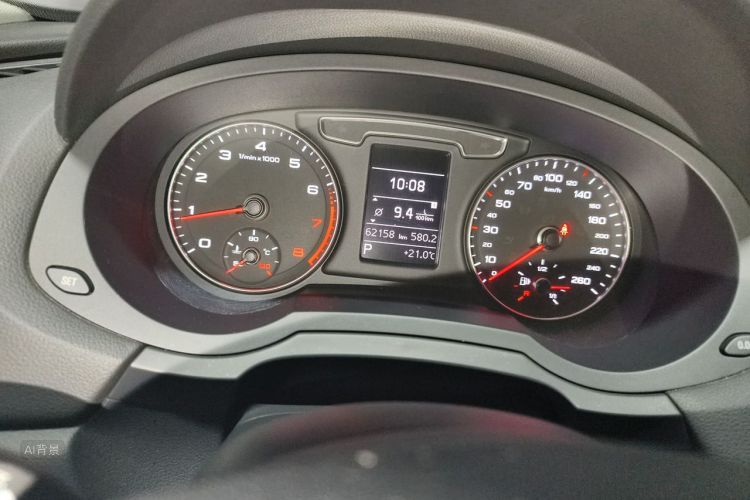 Audi Q3 2016 car image #14