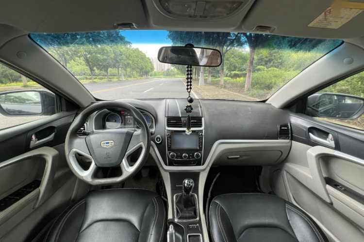 GEELY Emgrand 2015 #12 GEELY Emgrand 2015 car image #12