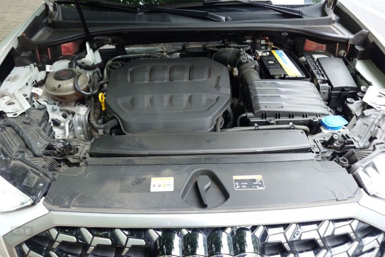 Audi Q3 2024 car image #22