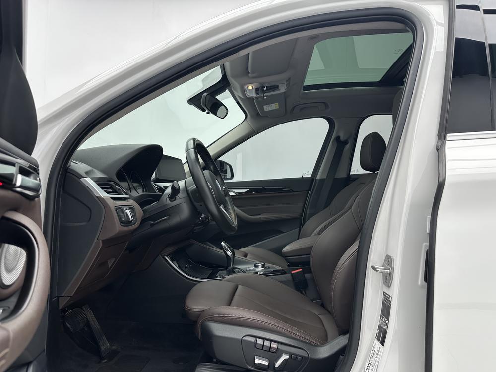 BMW X1 2022 immagine di auto #14