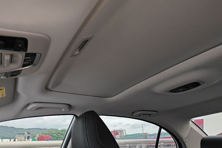 GEELY Emgrand 2021 #20 GEELY Emgrand 2021 car image #20