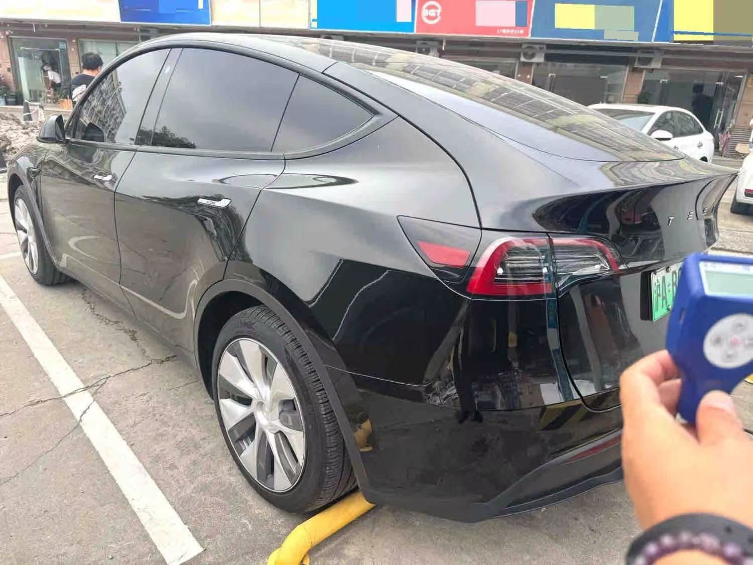 Tesla Model Y 2023 #2 Tesla Model Y 2023 car image #2