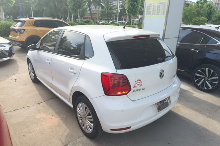 Volkswagen Polo 2019 car image #5
