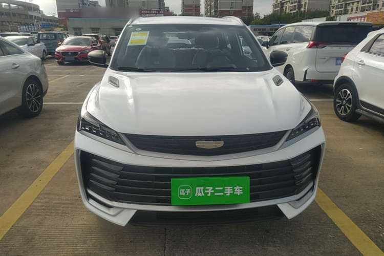 GEELY Coolray 2026 #3 GEELY Coolray 2026 car image #3