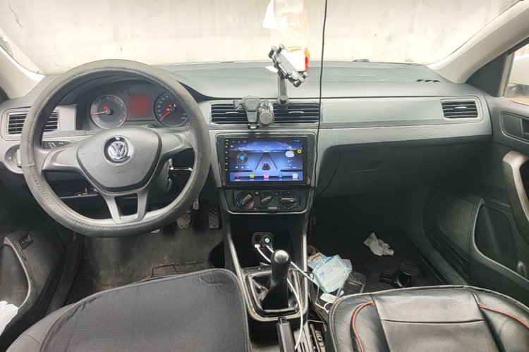 Volkswagen Santana 2019 car image #12