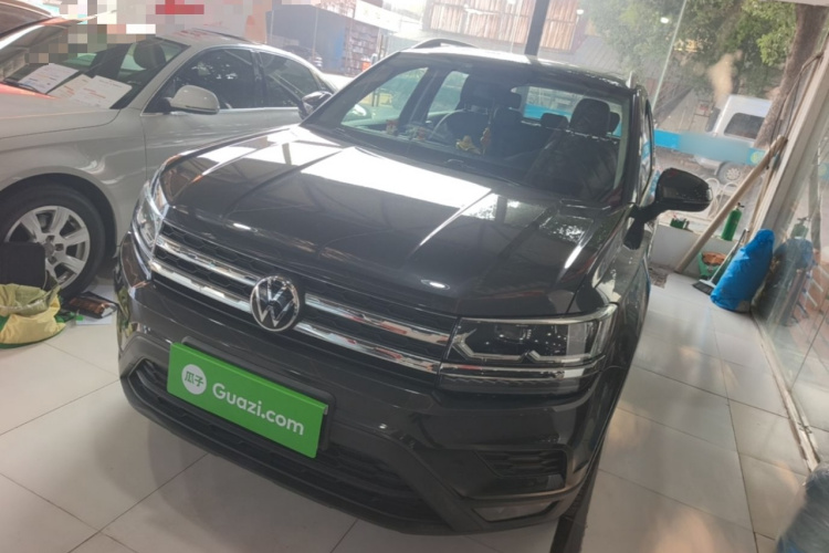 Volkswagen Tharu 2021 car image #2