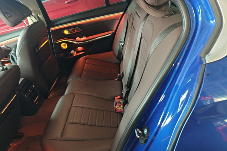 BMW 3 Series 2020 #17 BMW 3 Series 2020 car image #17