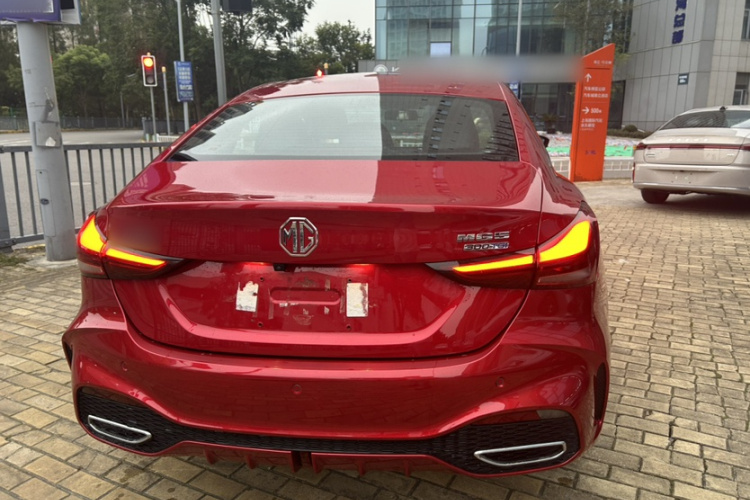 MG 5 2024 #8 MG 5 2024 imagen de coche #8