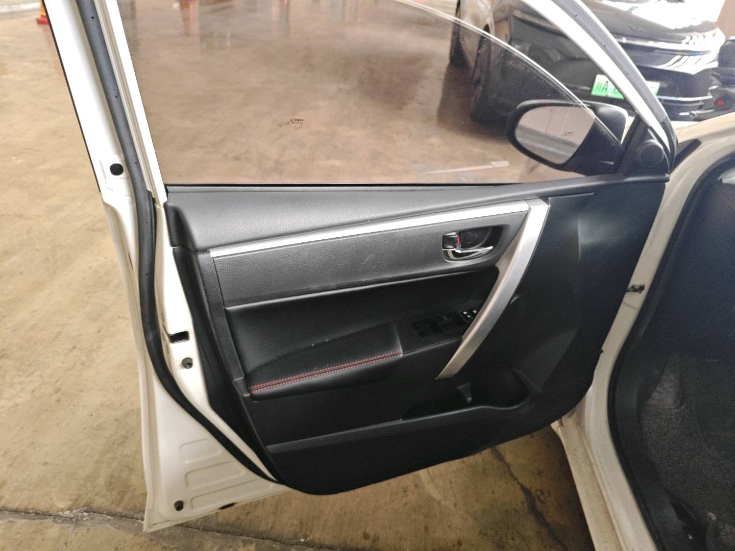 Toyota Corolla 2018 car image #6