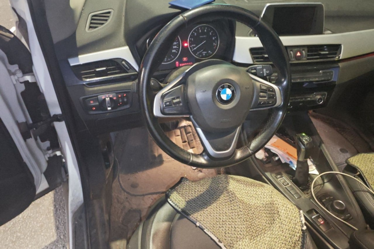 BMW X1 2018 #11 BMW X1 2018 immagine di auto #11