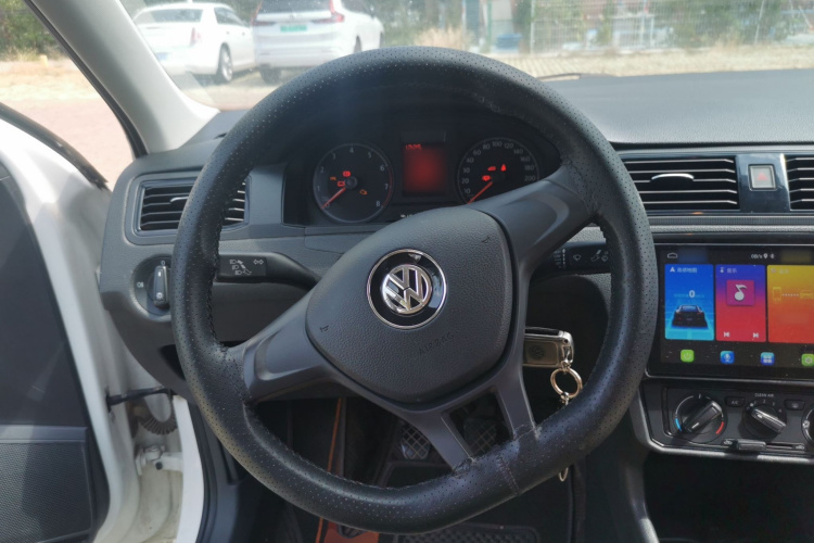 Volkswagen Santana 2021 car image #11