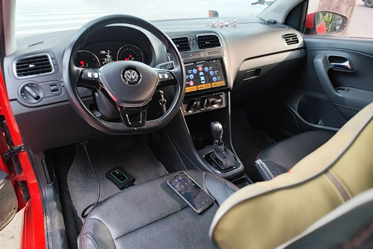 Volkswagen Polo 2019 car image #10