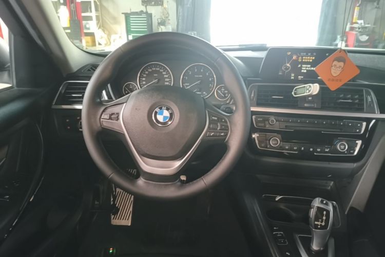 BMW 3 Series 2016 imagen de coche #11