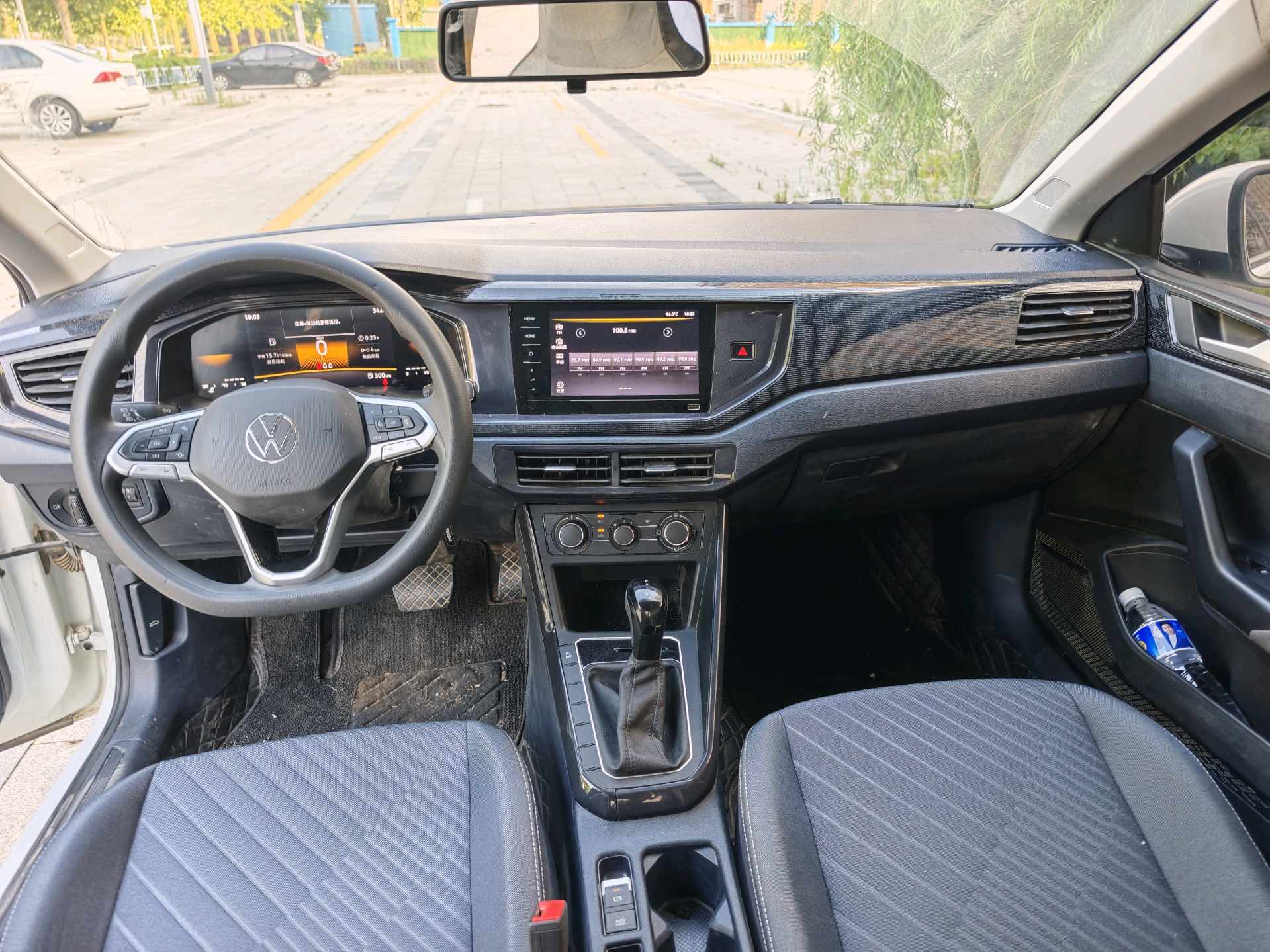 Volkswagen Lavida 2024 imagen de coche #7