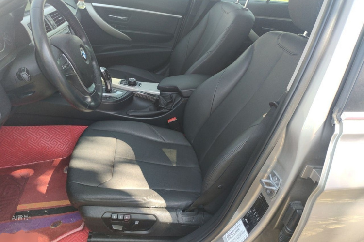 BMW 3 Series 2015 car image #17