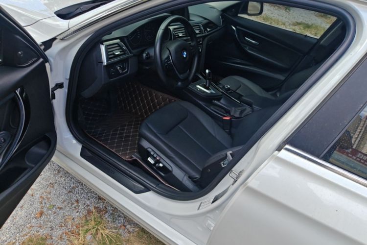 BMW 3 Series 2017 #18 BMW 3 Series 2017 car image #18