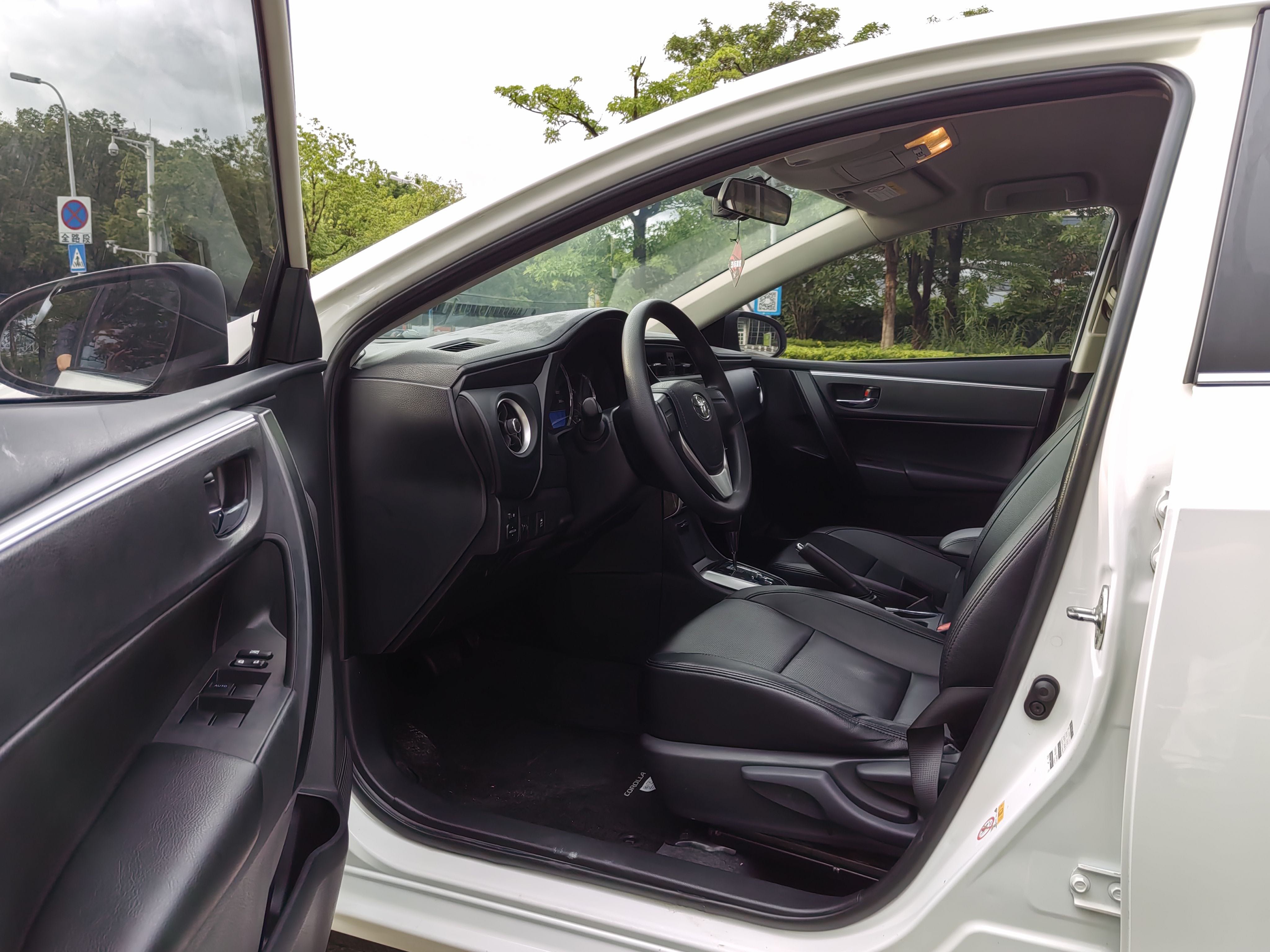 Toyota Corolla 2017 car image #6
