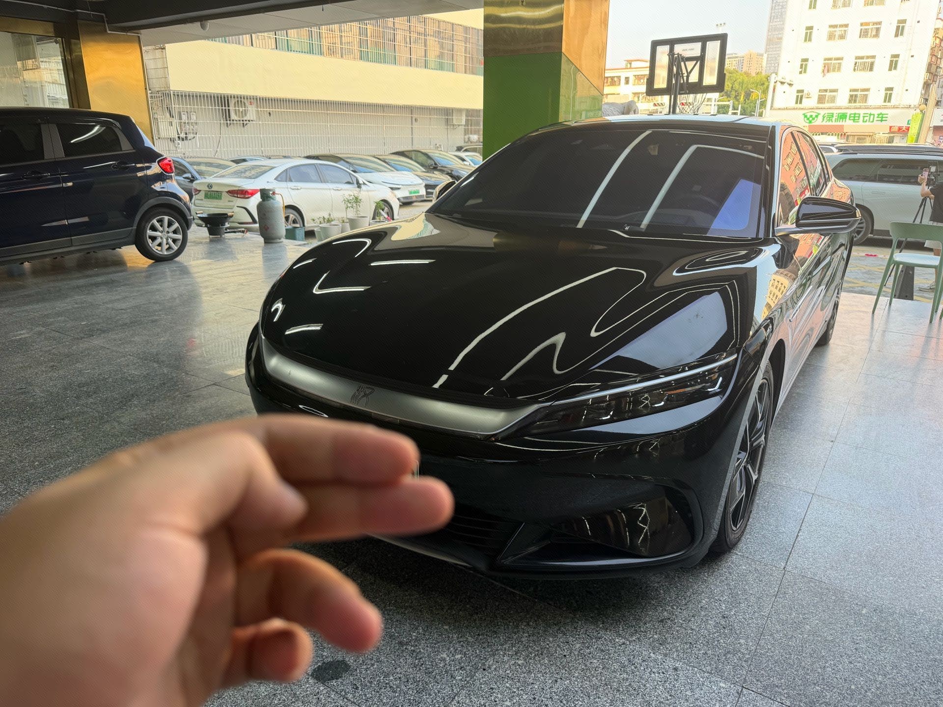 BYD Han 2024 car image 