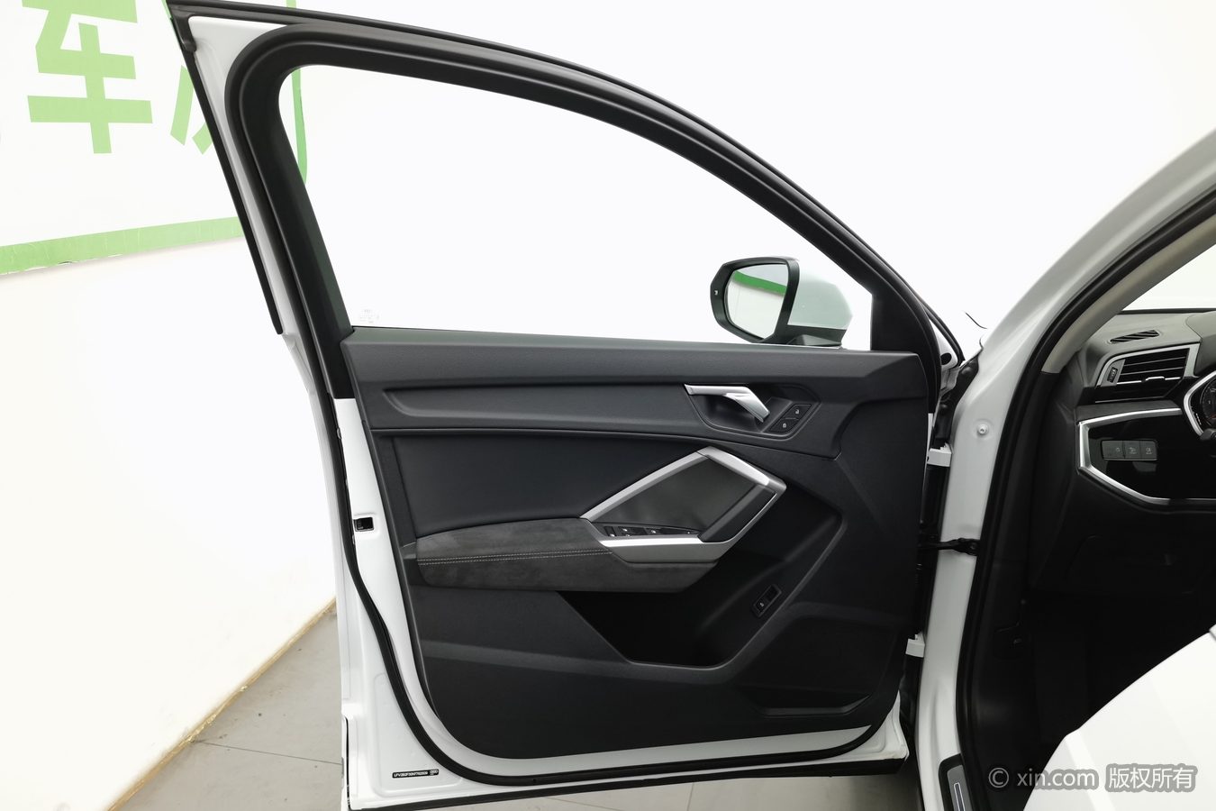 Audi Q3 2023 imagen de coche #8