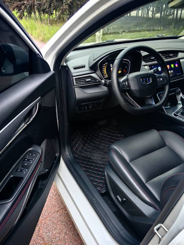 GEELY Binray 2019 image de voiture #7