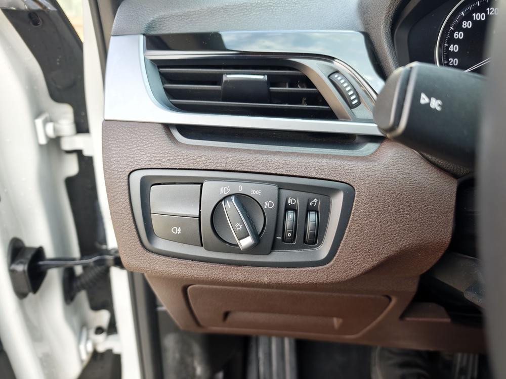 BMW X1 2021 car image #18