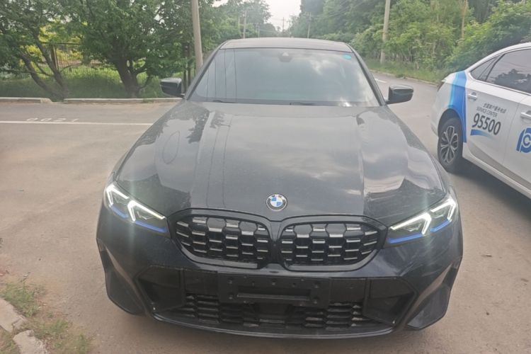 BMW 3 Series 2025 car image #3