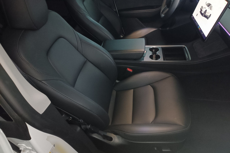 Tesla Model Y 2024 #24 Tesla Model Y 2024 car image #24