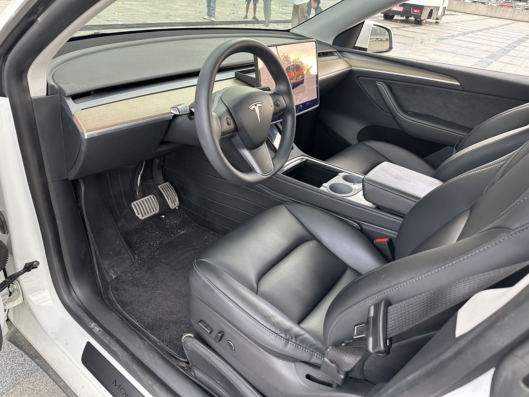 Tesla Model Y 2022 #19 Tesla Model Y 2022 car image #19