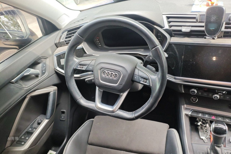Audi Q3 2021 #12 Audi Q3 2021 изображение автомобиля #12
