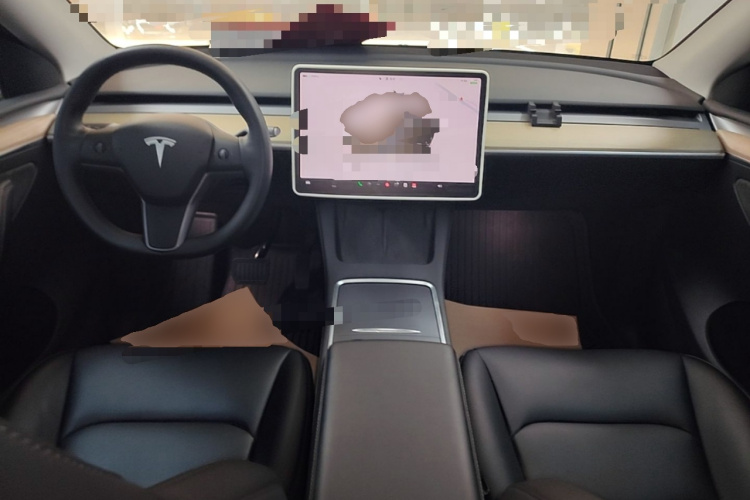 Tesla Model Y 2023 car image #10