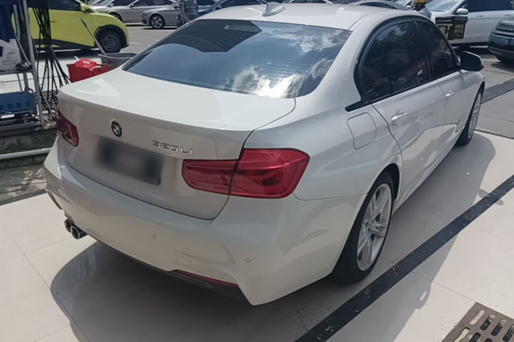 BMW 3 Series 2017 #7 BMW 3 Series 2017 car image #7