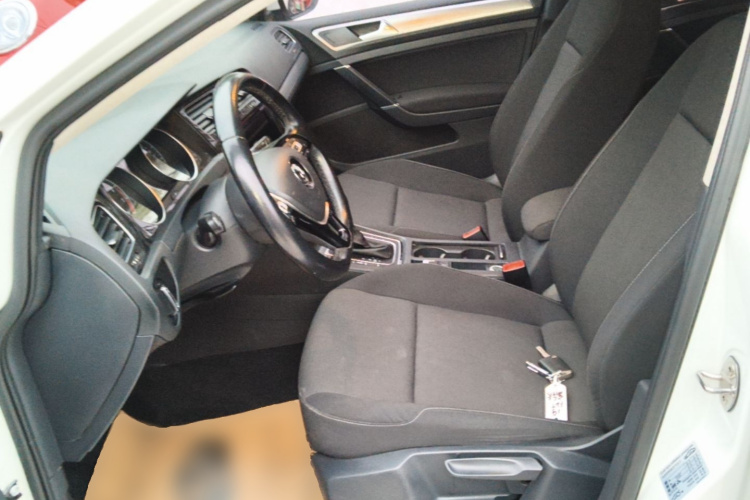 Volkswagen Golf 2019 #15 Volkswagen Golf 2019 صورة سيارة #15