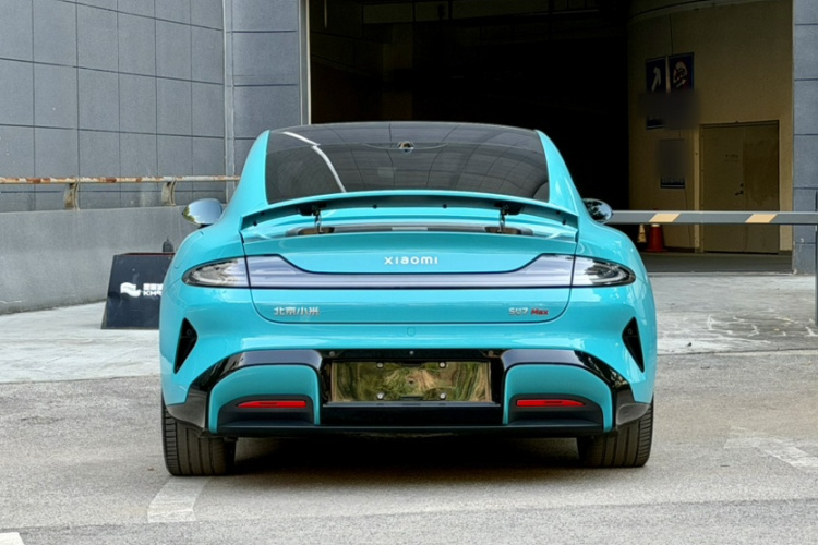 MI SU7 2024 car image #12