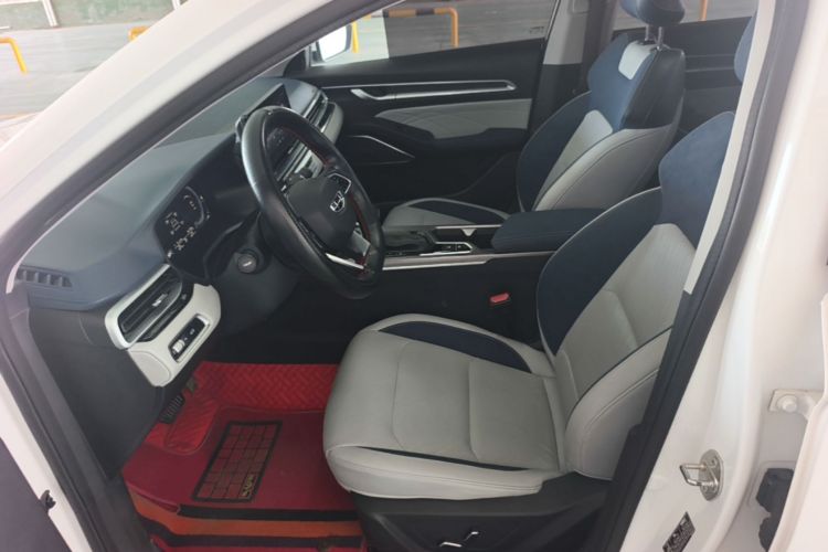 GEELY Emgrand 2021 car image #15