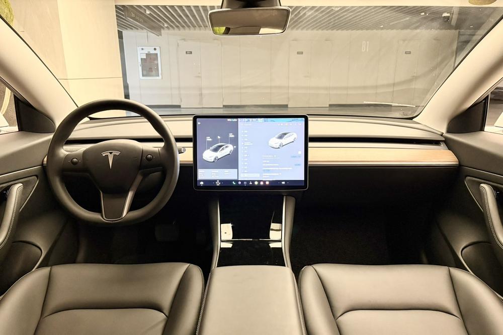 Tesla Model 3 2020 #13 Tesla Model 3 2020 car image #13