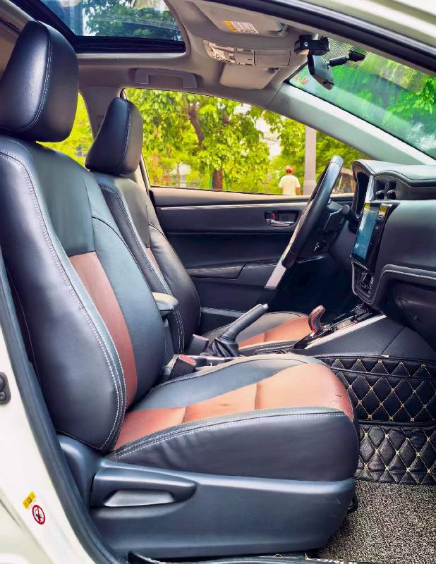 Toyota Corolla 2018 car image #6