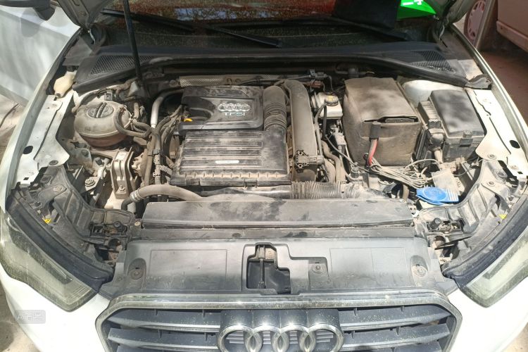 Audi A3 2015 car image #22