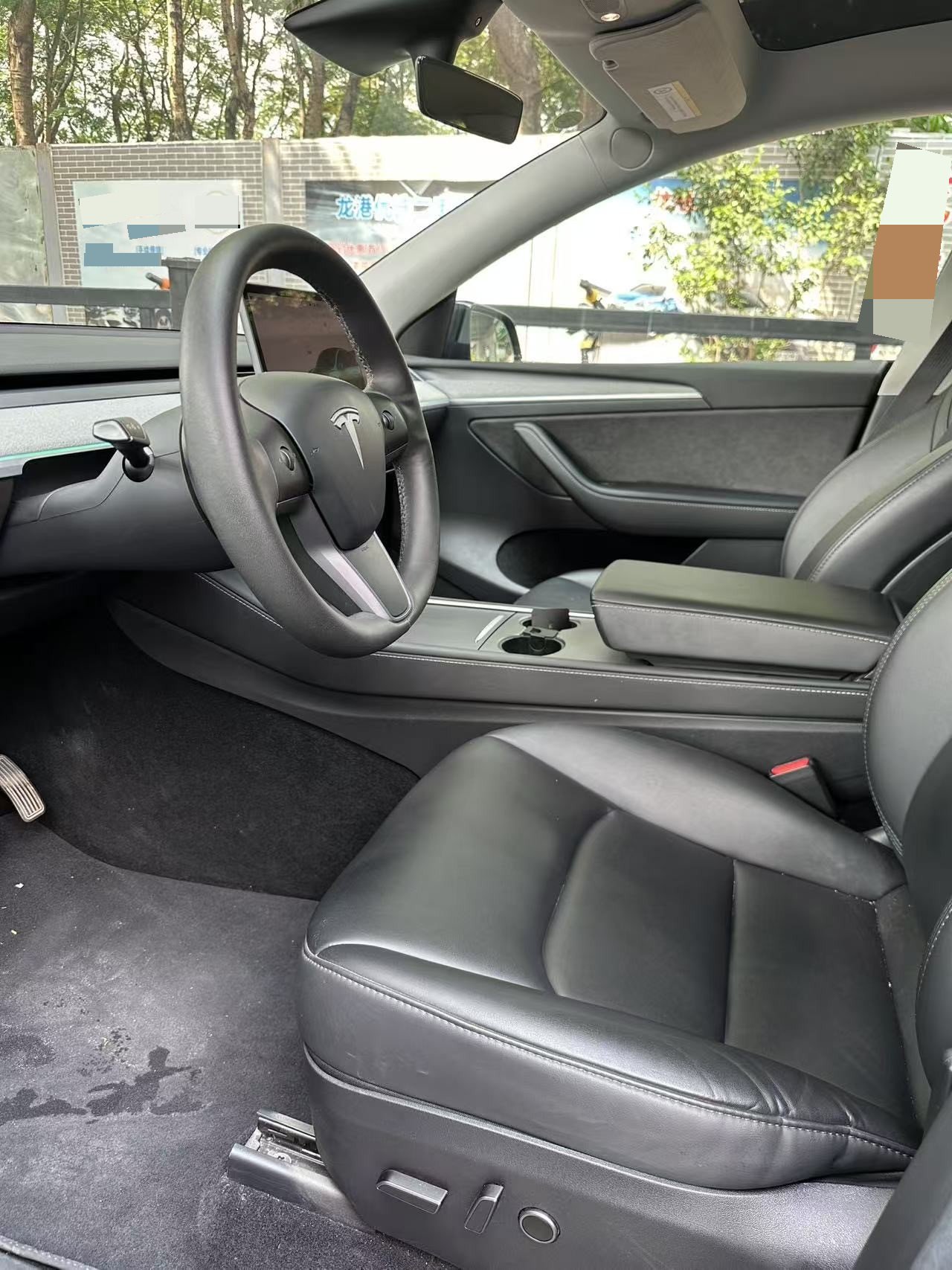 Tesla Model Y 2024 #5 Tesla Model Y 2024 car image #5