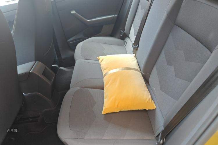 Volkswagen Polo 2021 car image #19