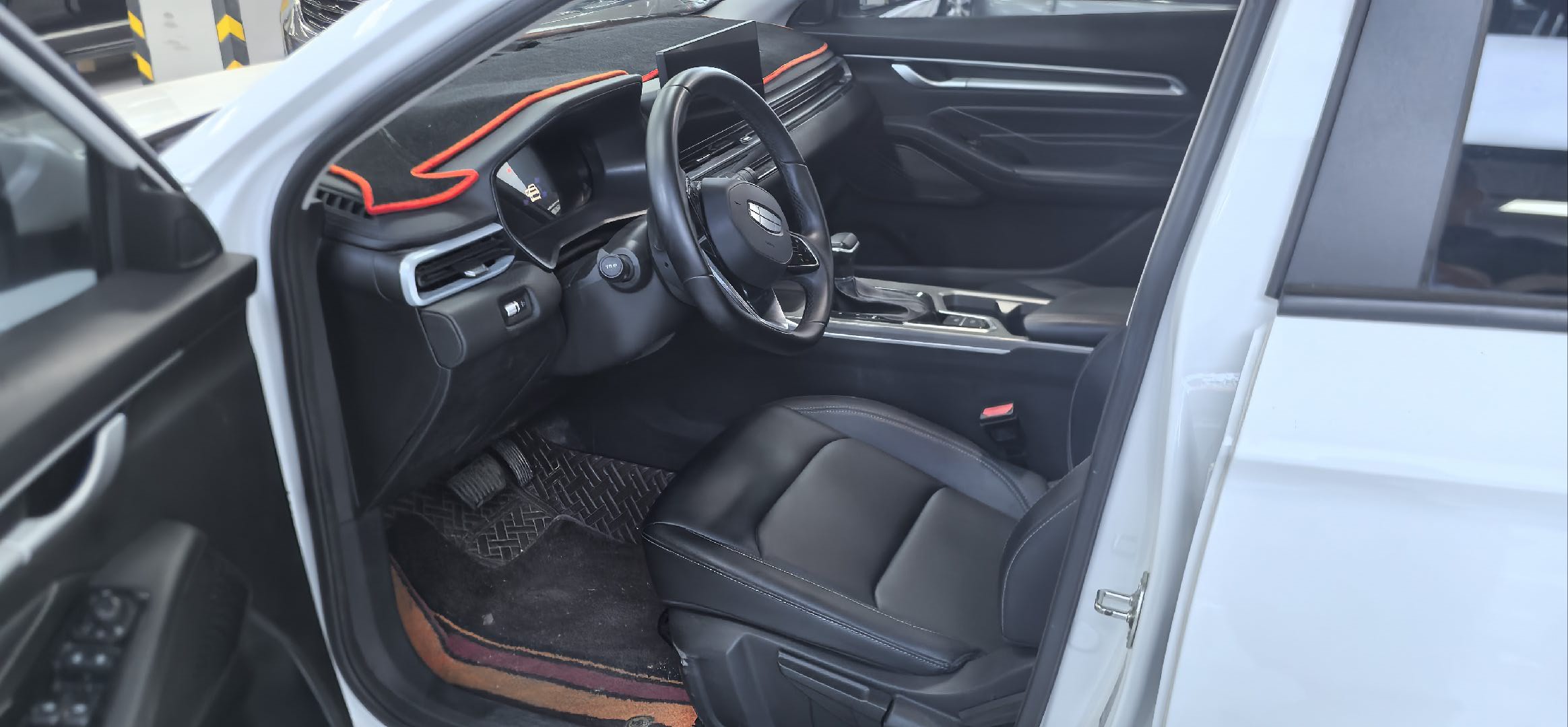 GEELY Emgrand 2025 #3 GEELY Emgrand 2025 image de voiture #3